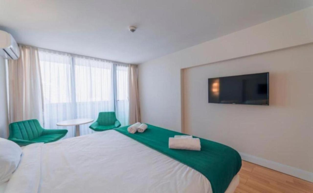 Apartments Orbi City Sea View Батумі Екстер'єр фото