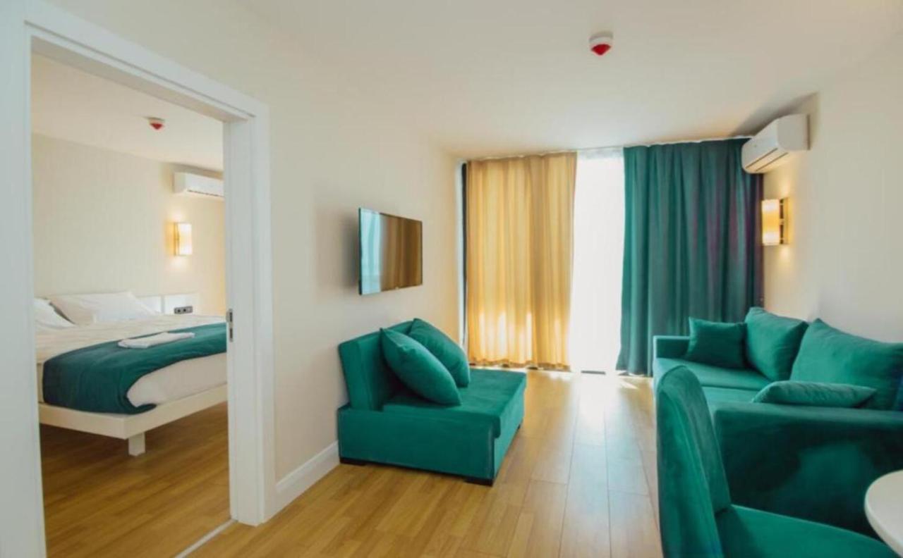 Apartments Orbi City Sea View Батумі Екстер'єр фото